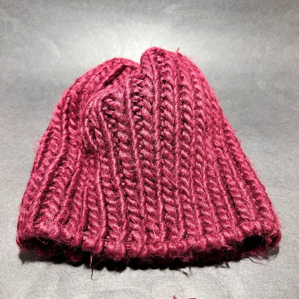 Justice Youth Maroon Knit Beanie Hat Faux Fur Pom Ski Snow Winter Girls Outdoor